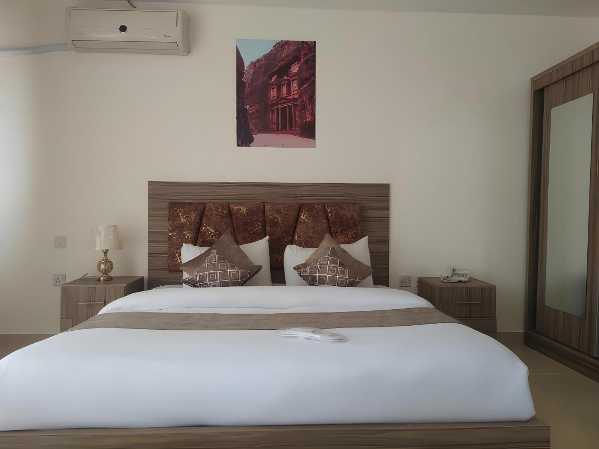 Rayan Hotel Apartments Amman Buitenkant foto
